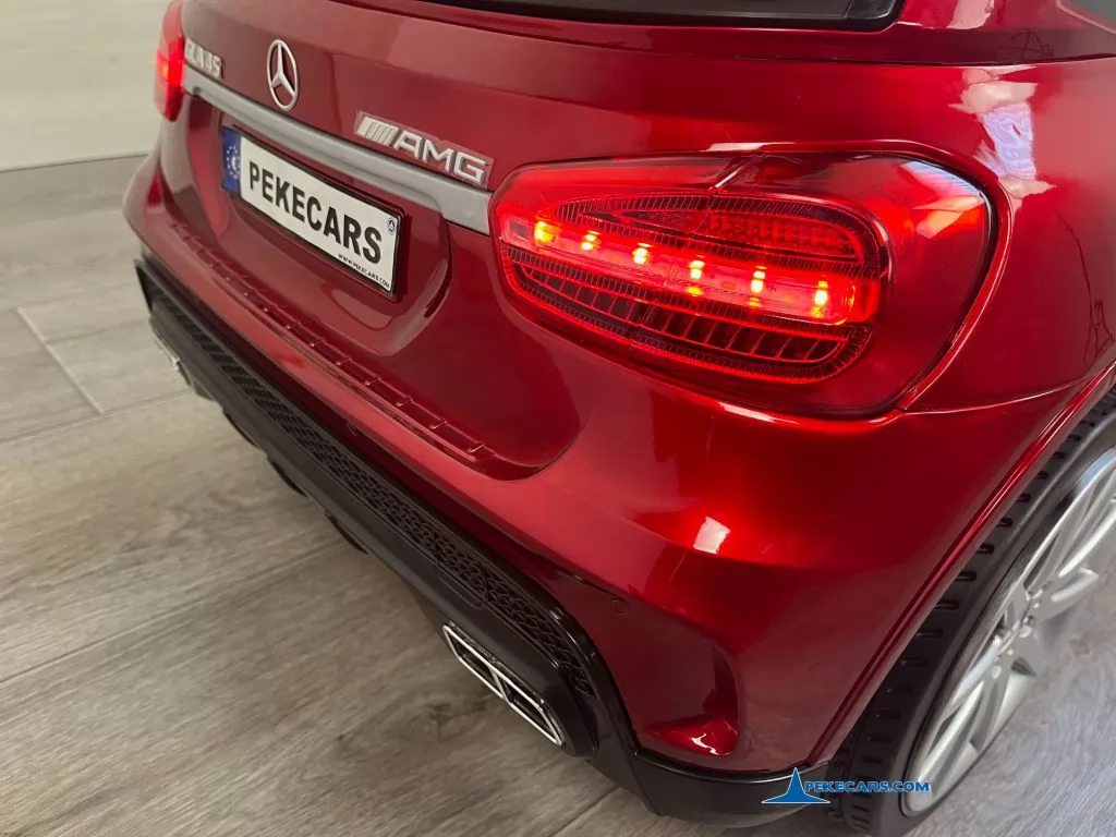 Coche eléctrico para niños mercedes AMG GLA45 Rojo Metalizado luces traseras