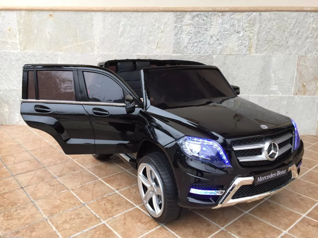 Coche electrico para niños Mercedes GLK-350 Negro Metalizado con apertura de puertas