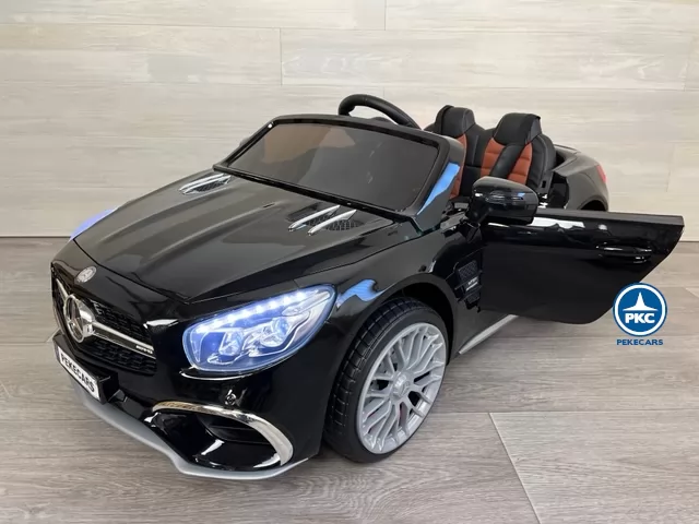Coche eléctrico para niños Mercedes SL65 con MP4 Negro puerta abierta