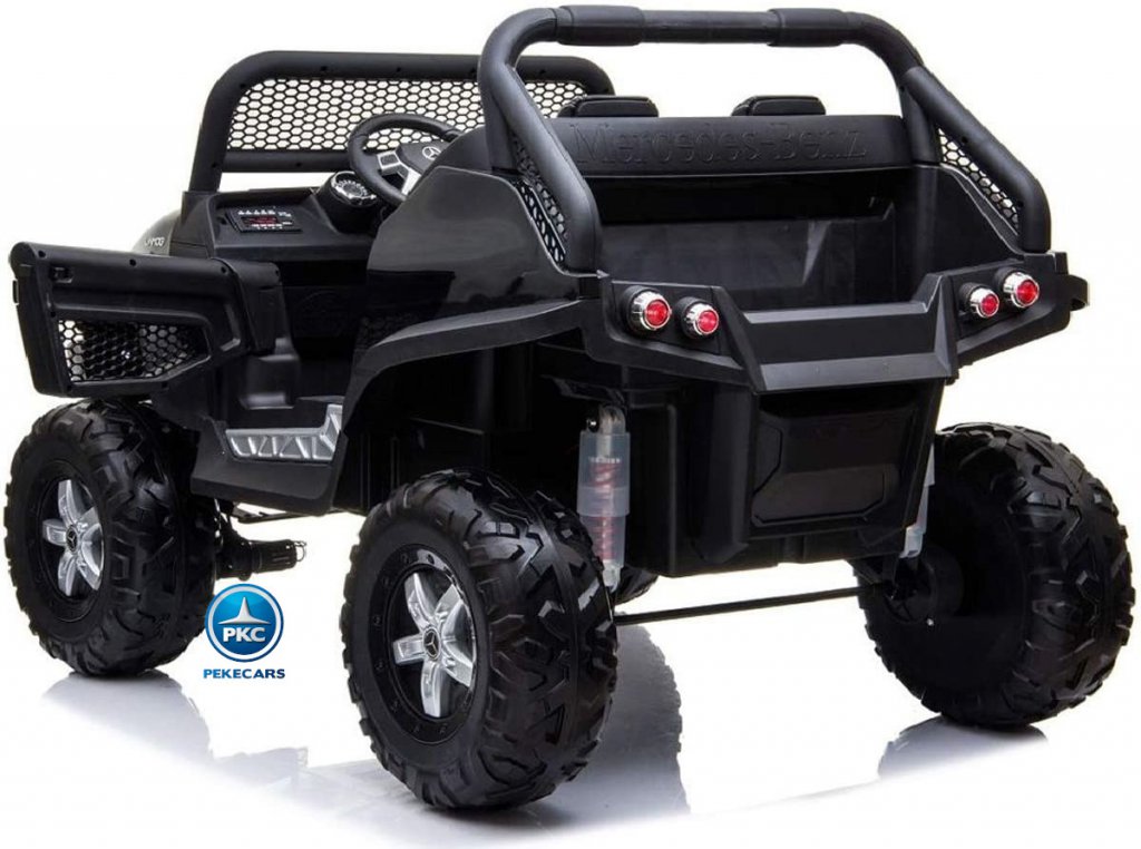Todoterreno Mercedes Unimog negro Metalizado