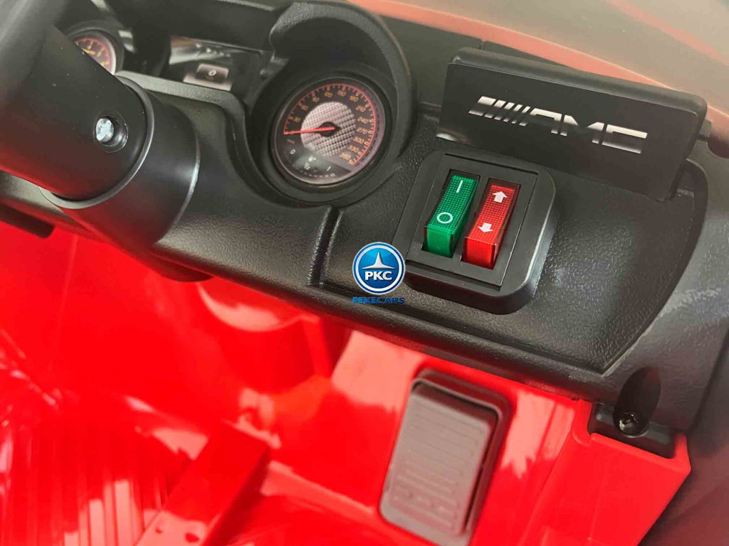 Coche electrico para niños Mercedes GTR 12V rojo vista panel de control