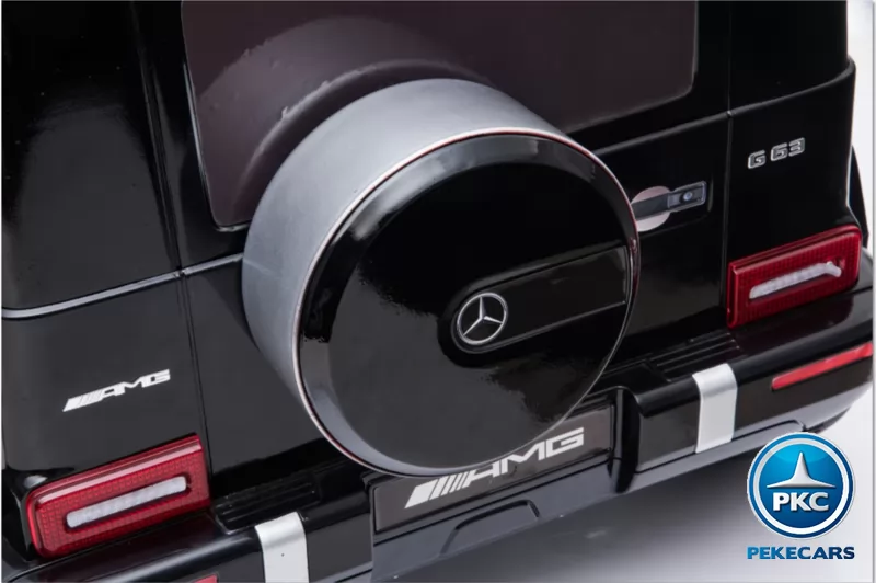 Mercedes Benz G63 AMG negro atras