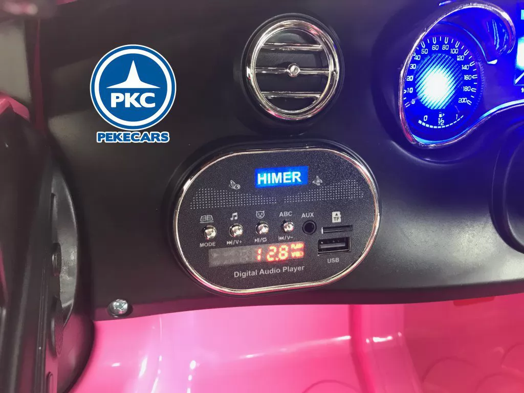 Coche eléctrico para niños Mercedes C63 Rosa vista multimedia