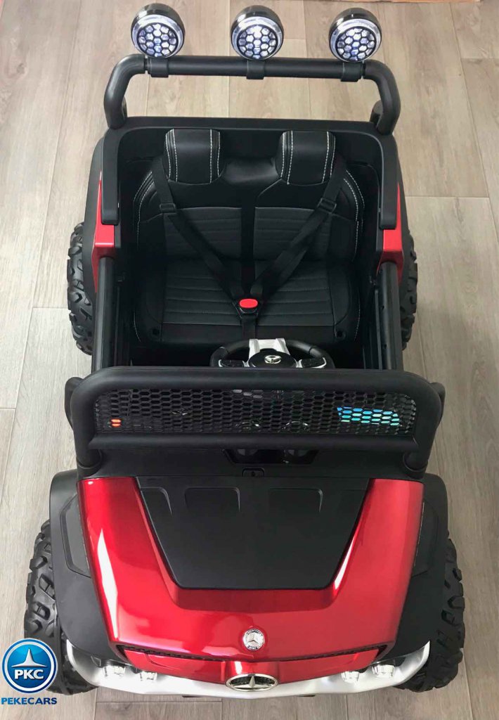 Mercedes Unimog JL199 rojo vista desde arriba