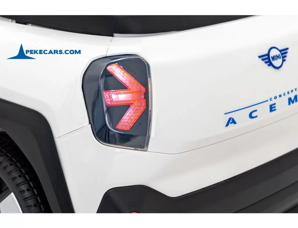 MINI ACEMAN 12V 2.4G Blanco faro trasero