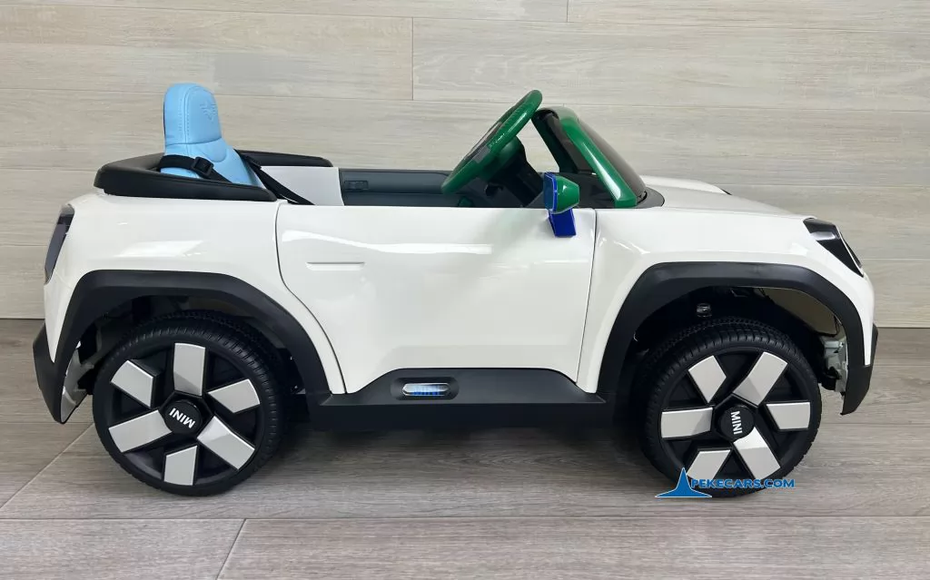 MINI ACEMAN 12V 2.4G Blanco lado derecho