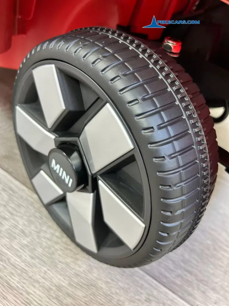 MINI ACEMAN 12V 2.4G Rojo ruedas caucho
