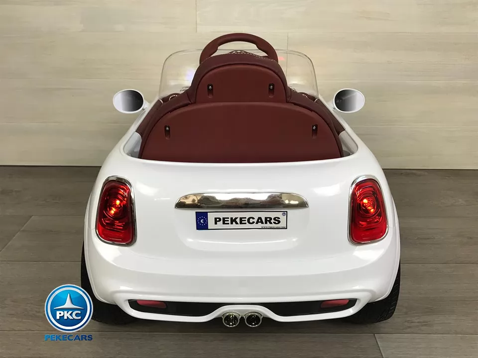 Coche eléctrico para niños Mini Style blanco vista trasera