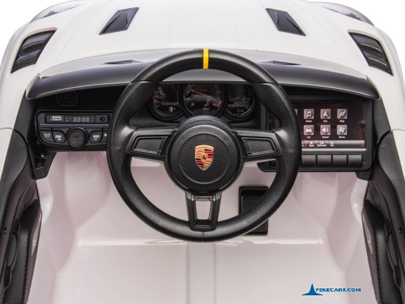Porsche 718 Spyder RS 12V 2.4G Blanco volante