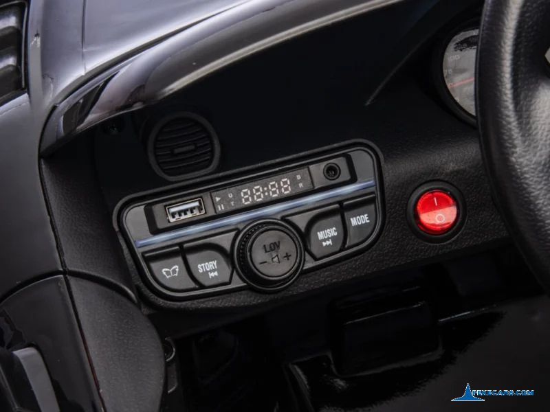 Porsche 718 Spyder RS 12V 2.4G Negro Metalizado display sonido