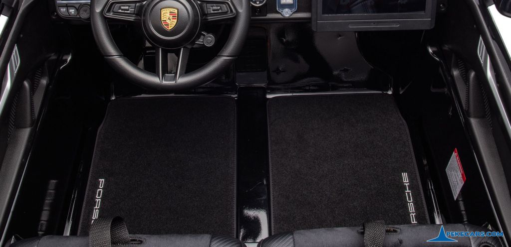 Porsche 911 GT3 24V 2 Plazas 2.4G Negro Metalizado alfombrillas