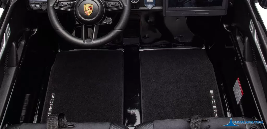 Porsche 911 GT3 24V 2 Plazas 2.4G Negro Metalizado alfombrillas