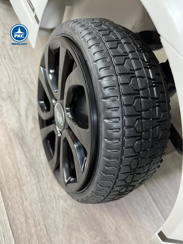 Range Rover Evoque 12V 2.4G Blanco rueda