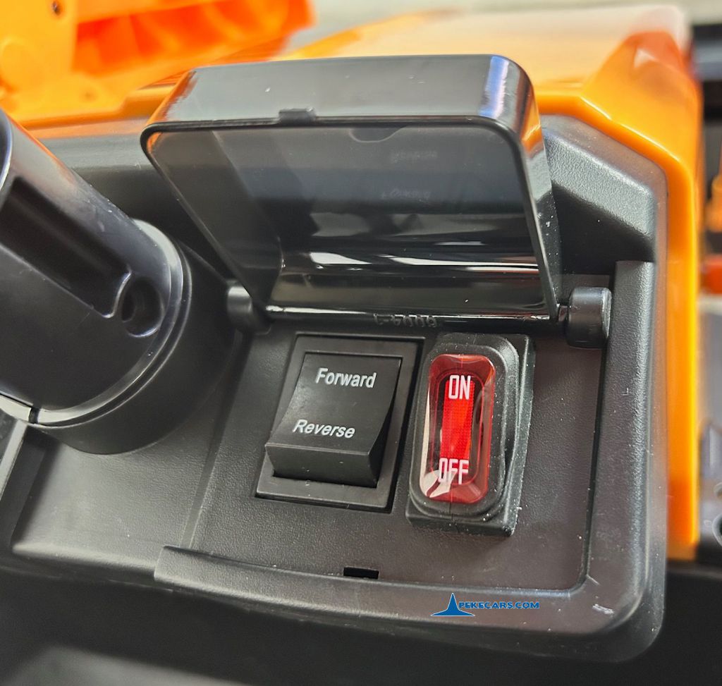 Retroexcavadora JCB 12V 2.4G Amarilla