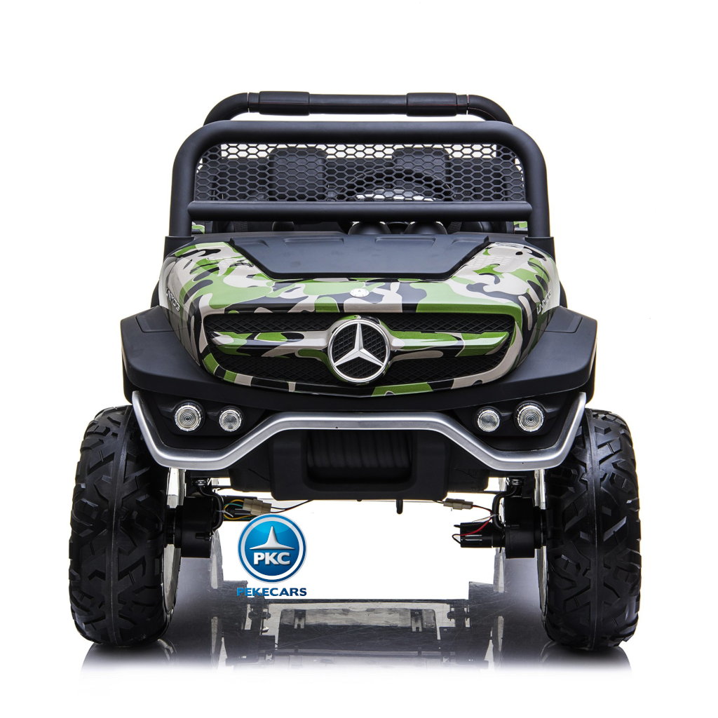Todoterreno Mercedes Unimog Verde Camuflaje