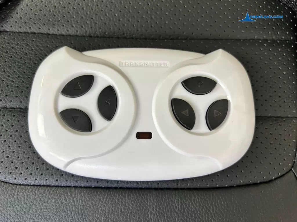 Todoterreno Willys Army Jeep 12V 1 Plaza verde mando