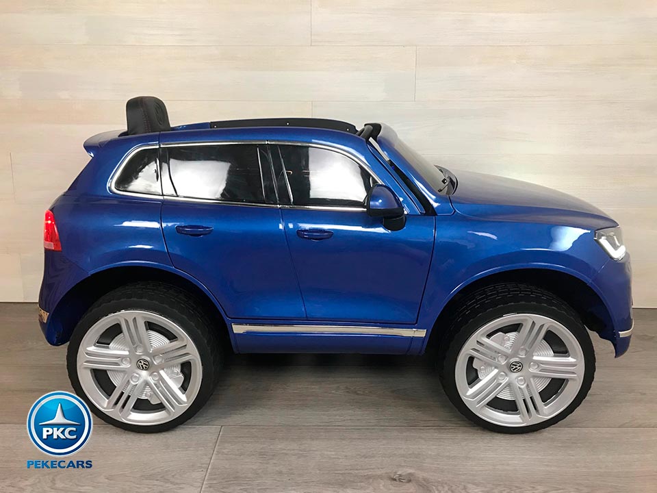 Coche electrico para niños Volkswagen Touareg MP4 Azul Metalizado vista lateral