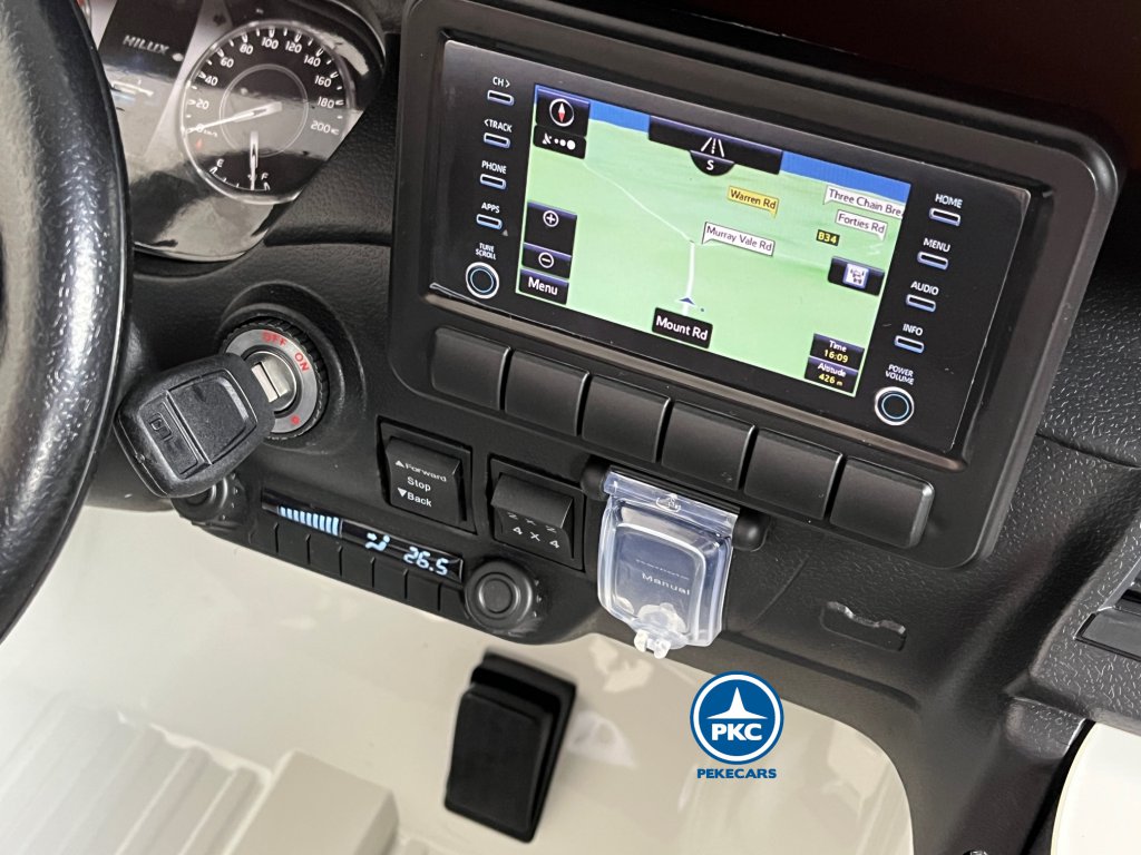 Toyota Hilux 12v 2,4Ghz blanco