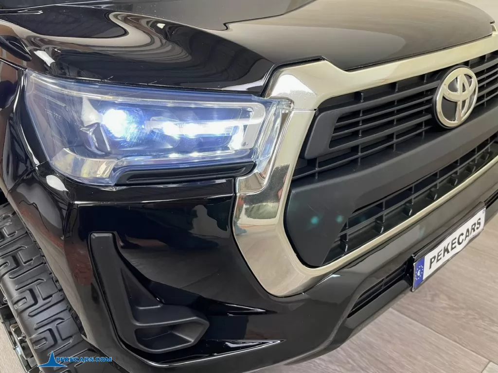 coches teledirigidos toyota hilux mp4 negro metalizado luces frontales