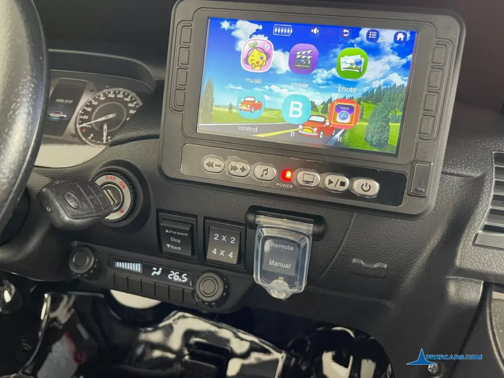 coches teledirigidos toyota hilux mp4 negro metalizado panel con pantalla mp4