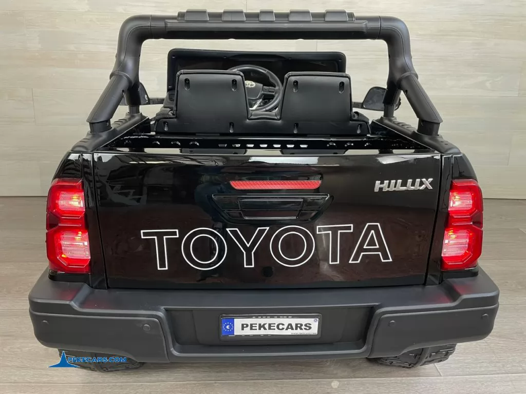 coches teledirigidos toyota hilux mp4 negro metalizado vista trasera