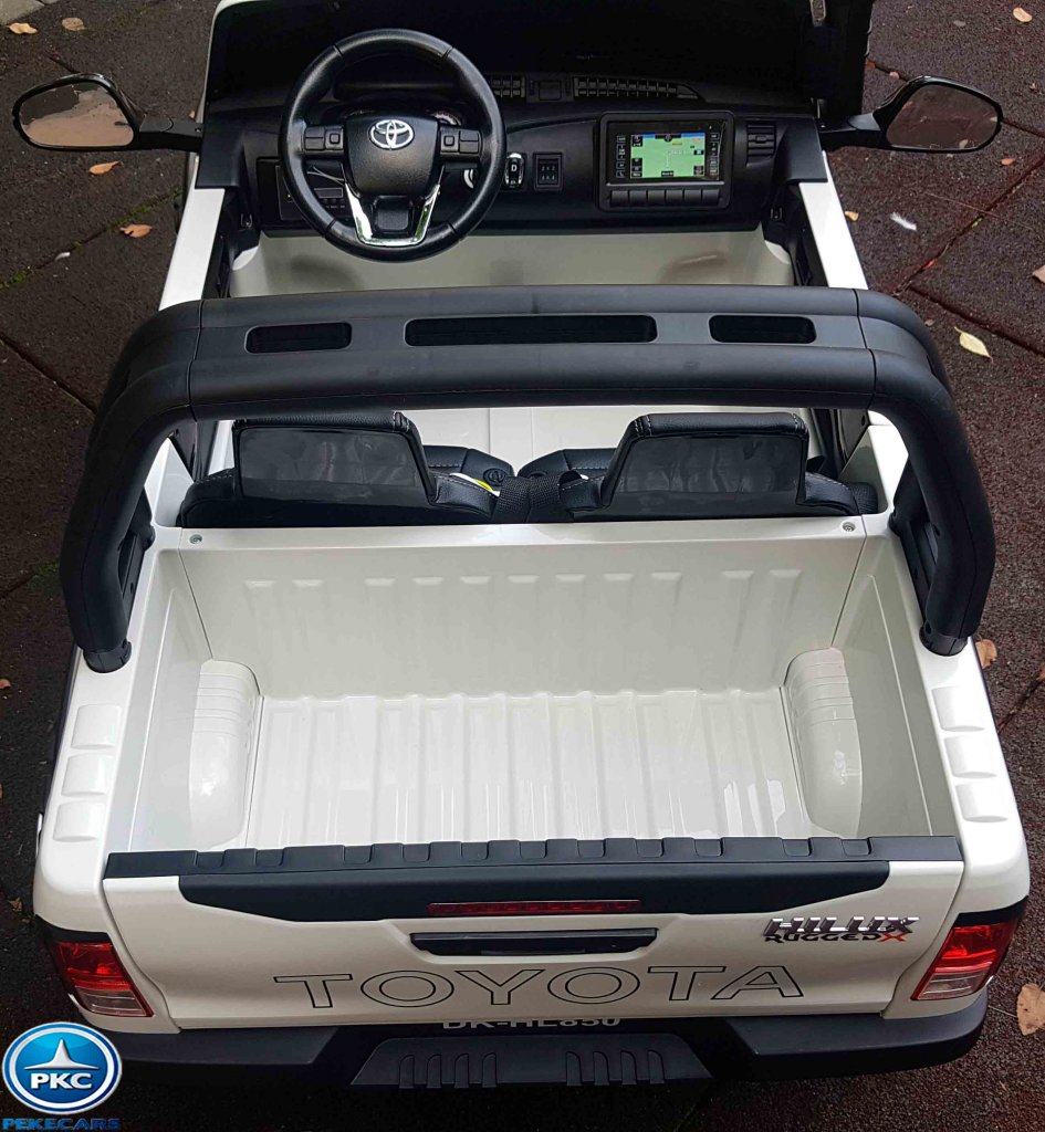 Toyota Hi-lux 12v 2,4Ghz blanco vista maletero trasero