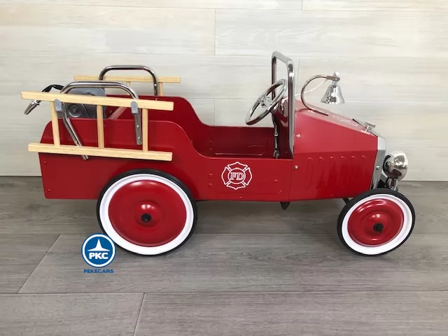 Coche de bomberos de metal rojo a pedales