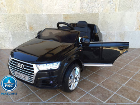 Audi Q7 Facelift Black para niños