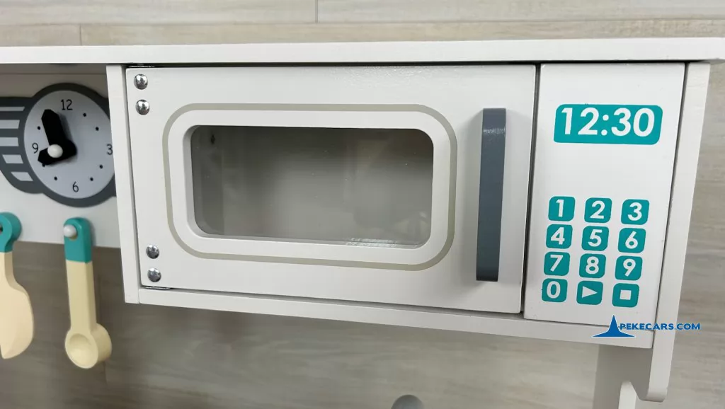 cocina de juguete blanca moderna