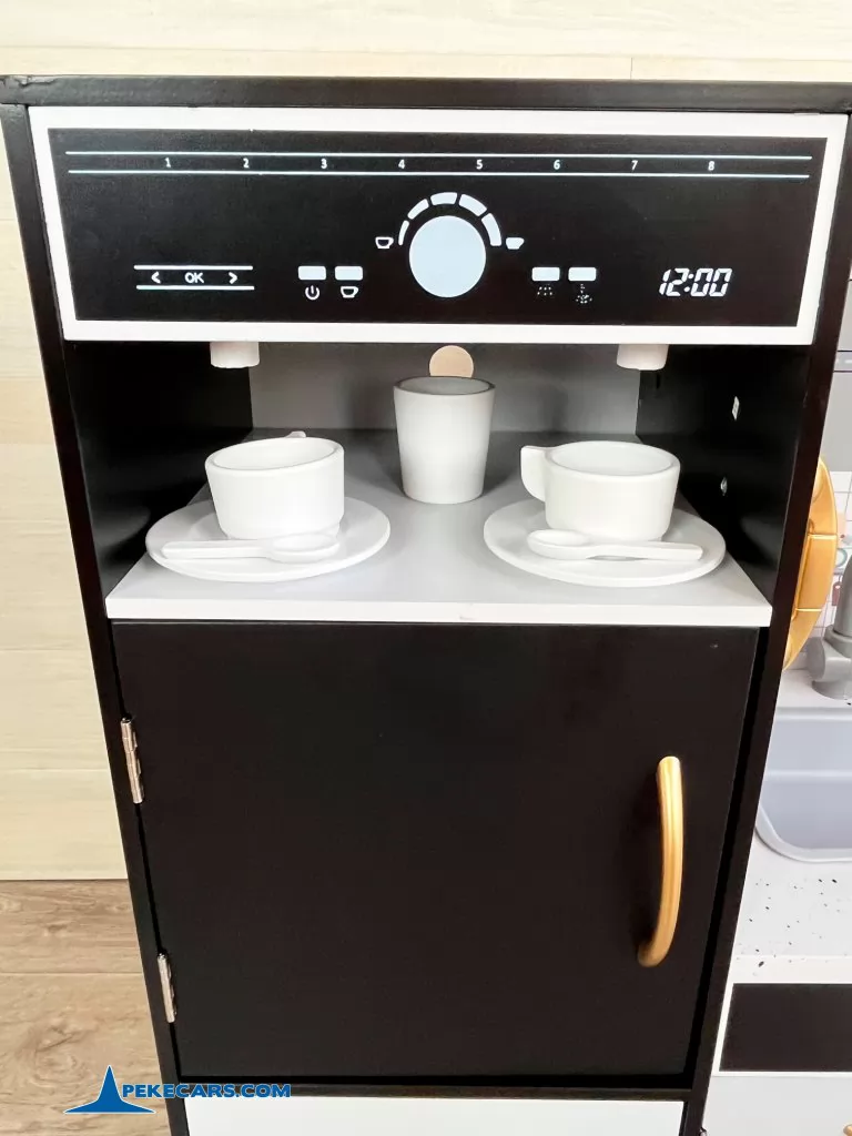 cocina de juguetes grandes cafetera negra accesorios detalle accesorios