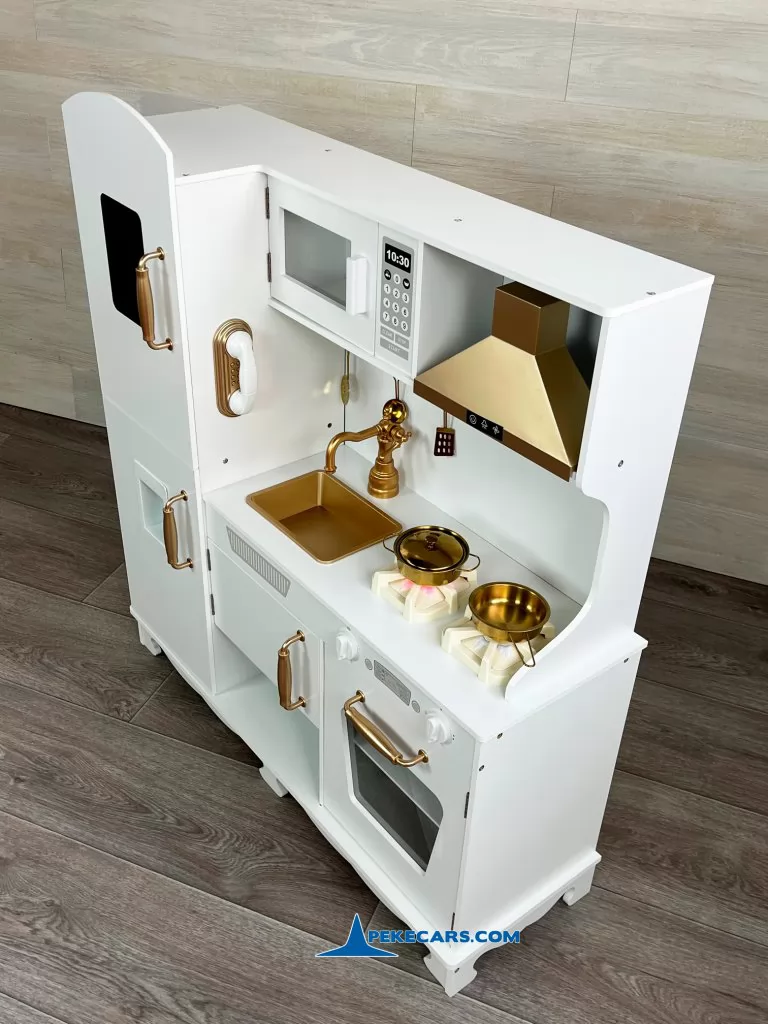 cocina de juguete de madera retro blanca vista izquierda