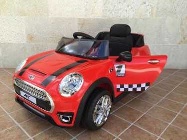 Mini luxe style 12V infantil rojo con rc y mp3 Pekecars