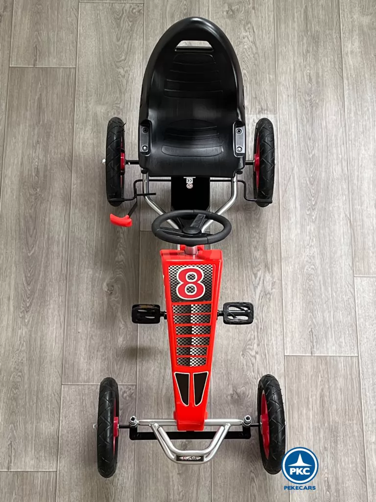 Kart a pedales deportivo rojo vista aérea