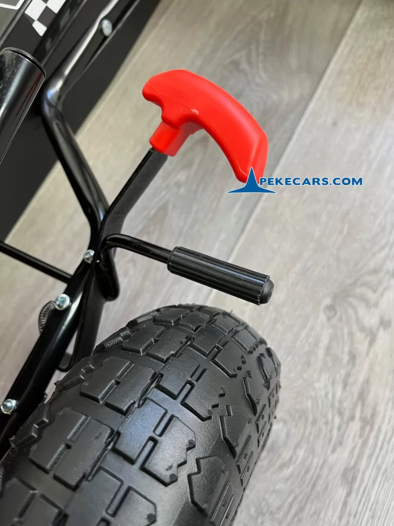 Kart de pedales A15 Negro freno de mano
