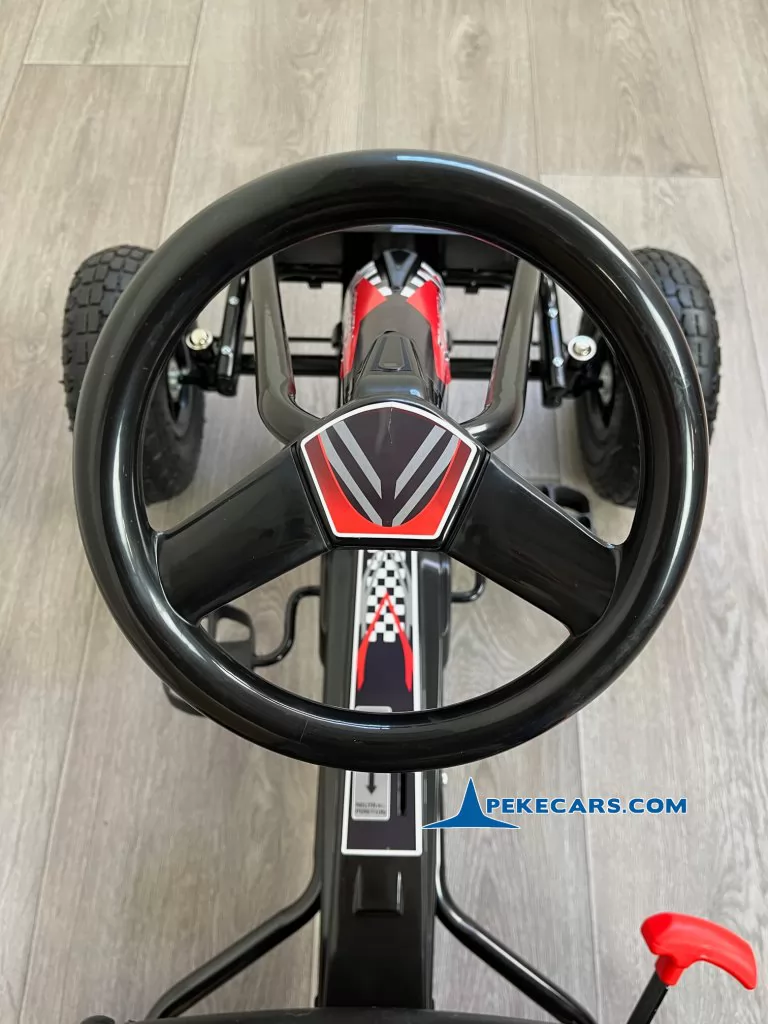 Kart de pedales A15 Negro volante