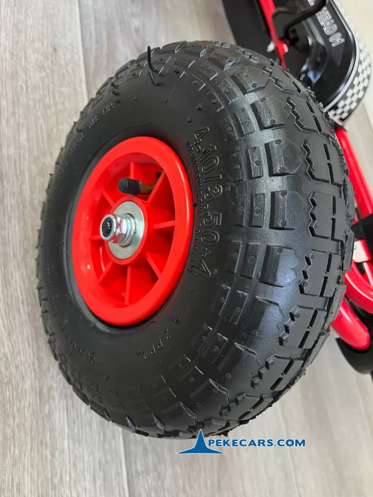 Kart de pedales A15 Rojo y Negro ruedas