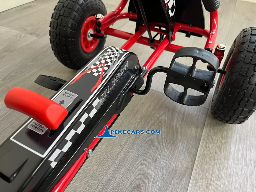 Kart de pedales A15 Rojo y Negro palanca