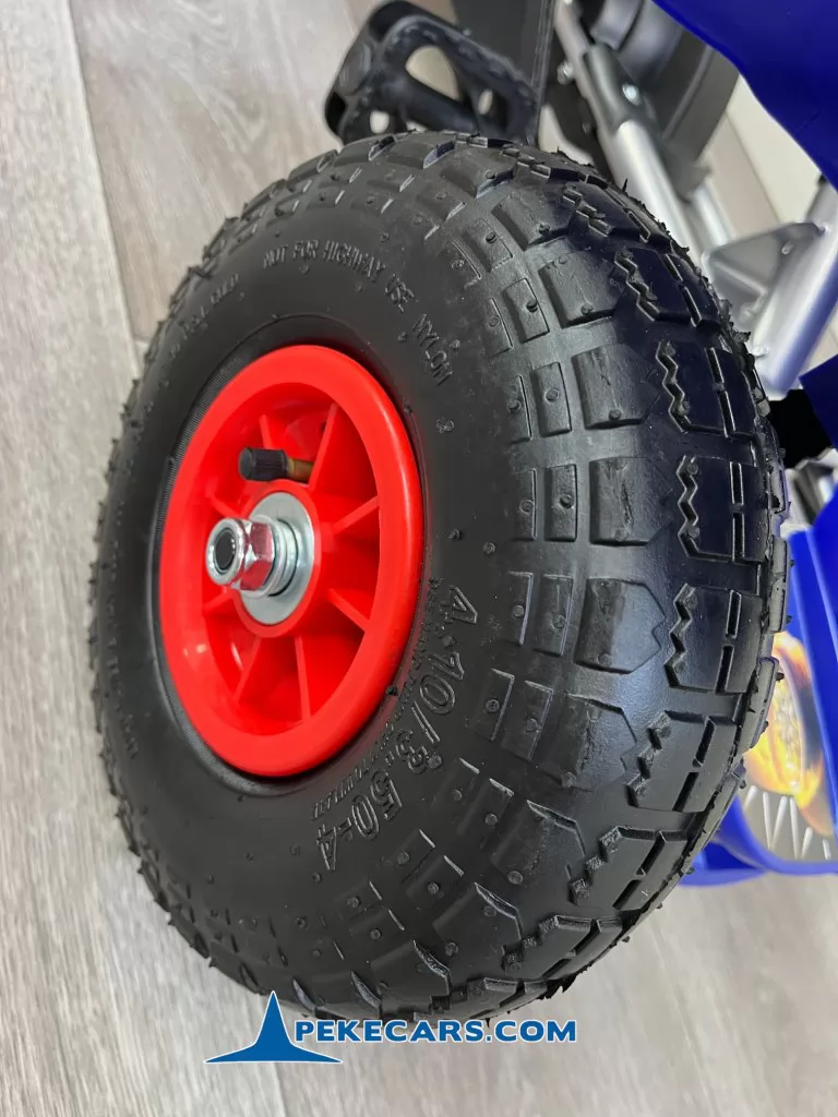 Kart a pedales Pekecars F618 Azul ruedas