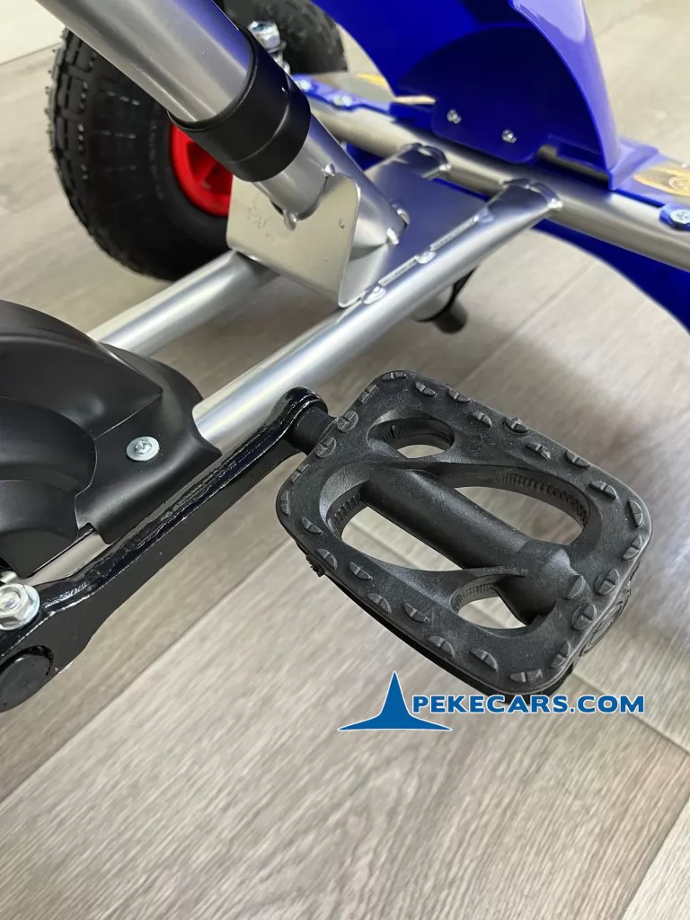 Kart a pedales Pekecars F618 Azul pedales