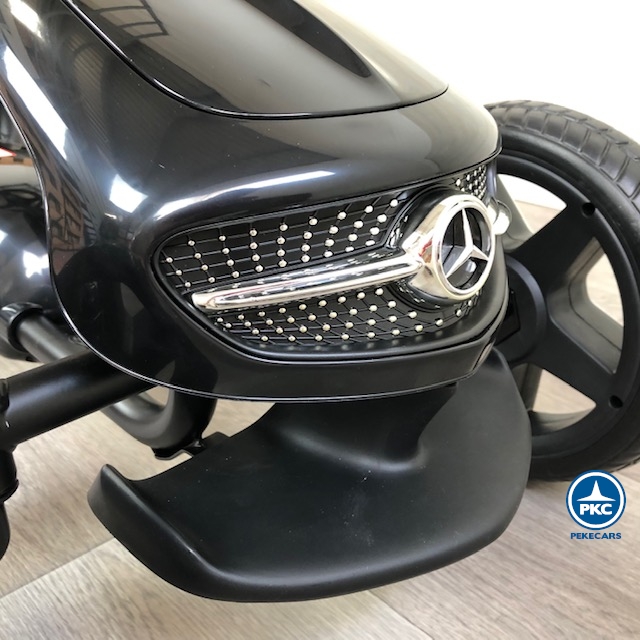 Kart a pedales Mercedes Negro frontal