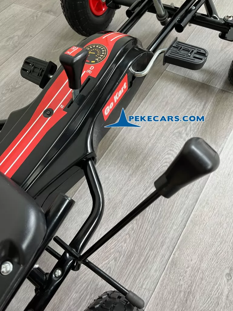 Kart de pedales GC001 negro freno de mano