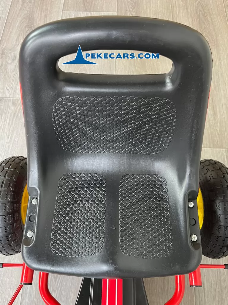 Kart de pedales GC001 rojo asiento