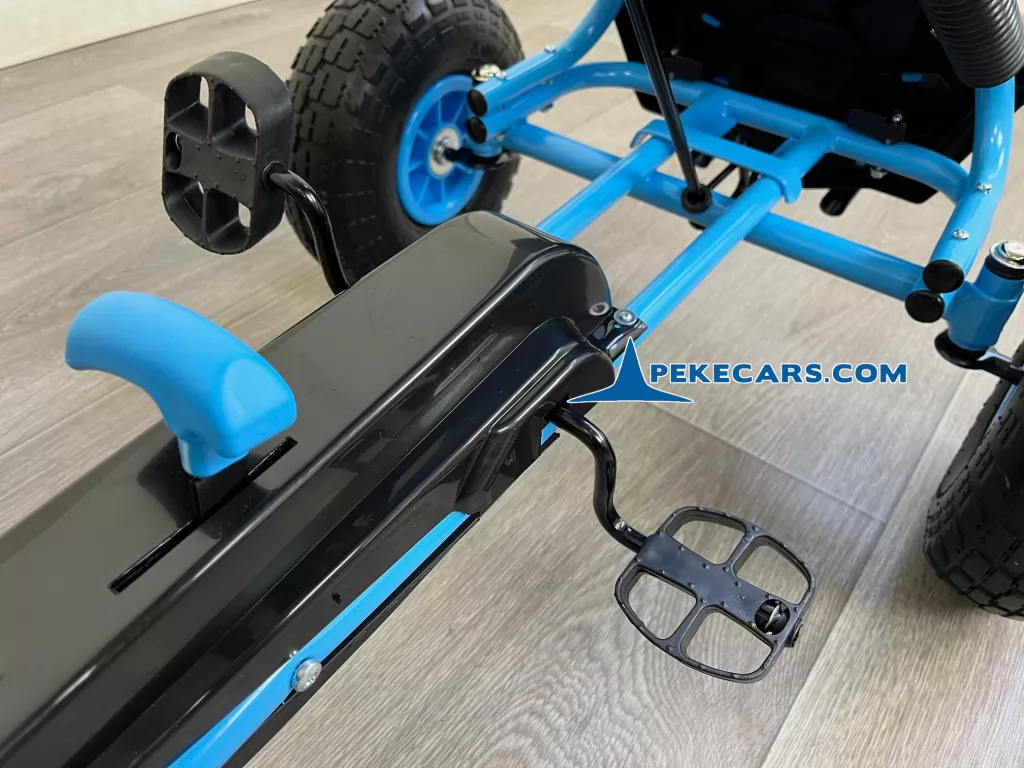 Kart a pedales PERHOUR Azul pedales