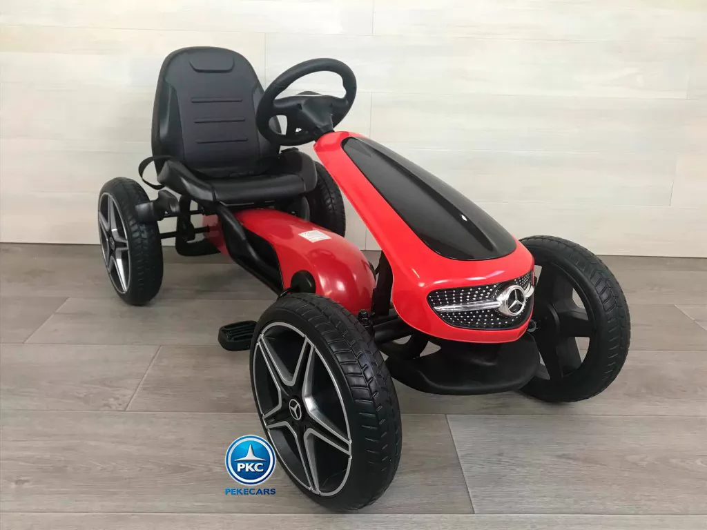 Kart a pedales Mercedes Rojo vista de lado derecho
