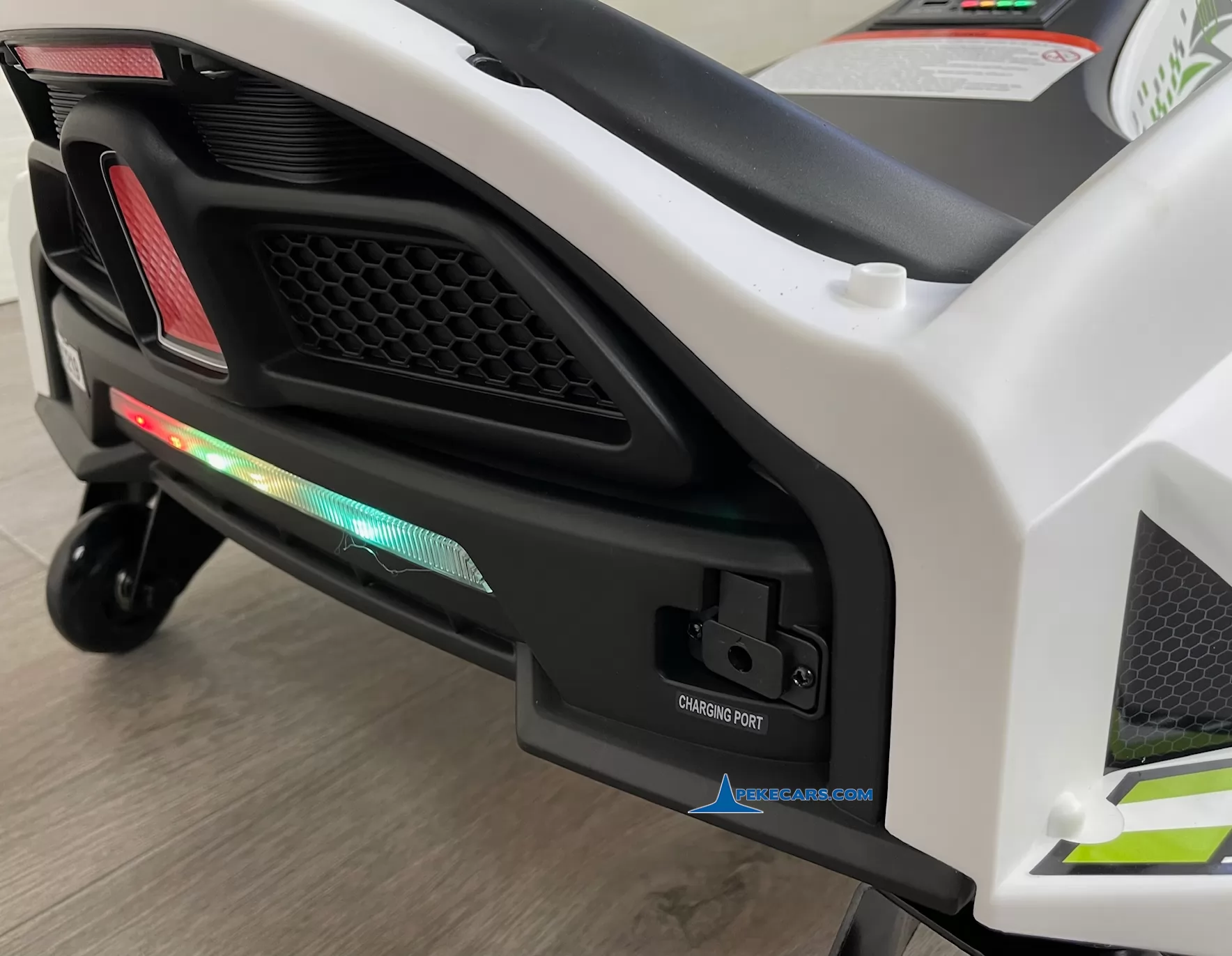 Drift Kart de derrapes GO-SPEED 24V Blanco detalle trasero