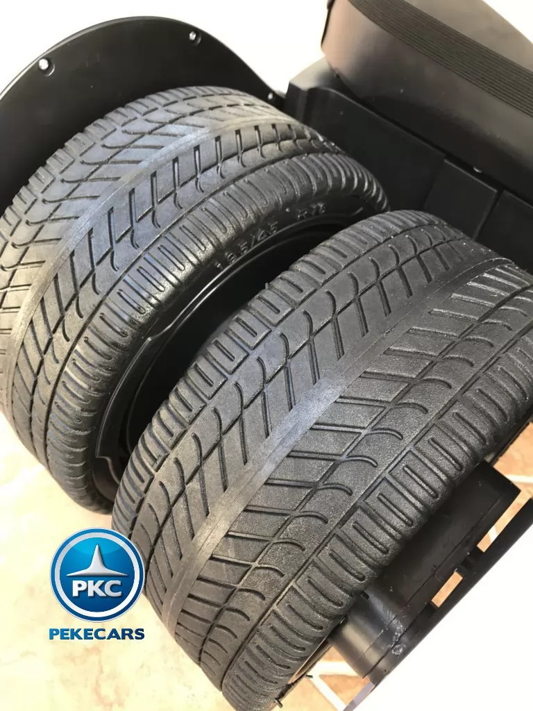Kart eléctrico para niños FC-8818 Blanco ruedas traseras de caucho