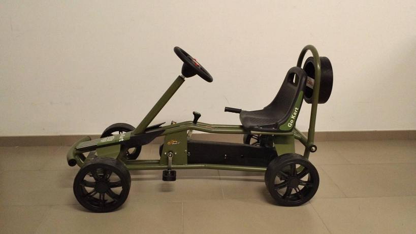 Kart a pedales GC004 Verde con ruedas de caucho