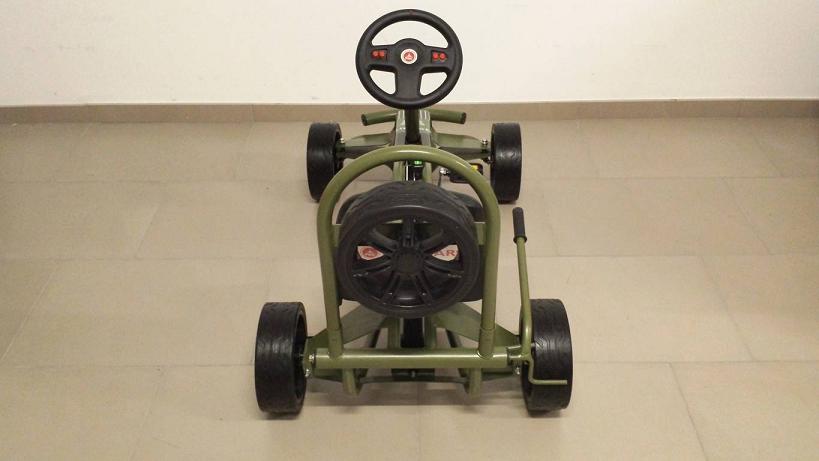 Kart a pedales GC004 Verde con ruedas de caucho