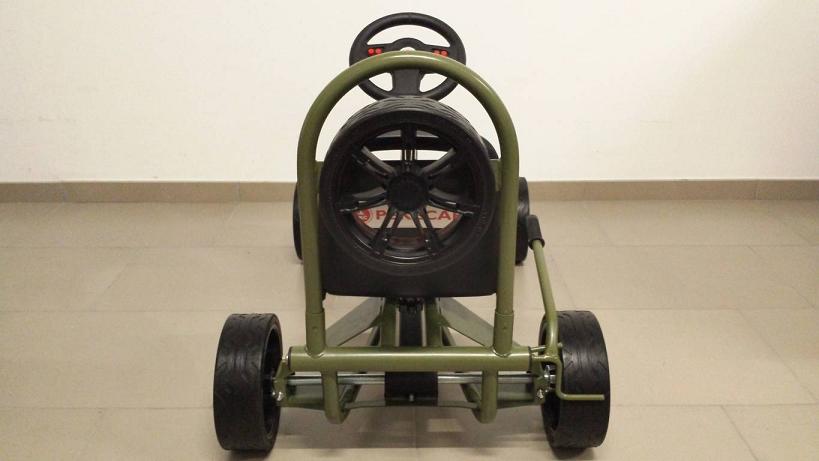 Kart a pedales GC004 Verde con ruedas de caucho