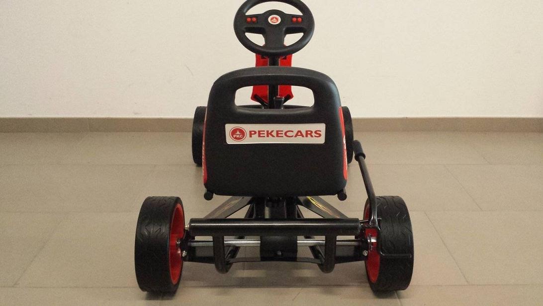 Kart a pedales GC004 Rojo con ruedas de caucho
